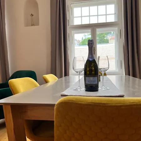 Trotuar Apartamento Banská Štiavnica