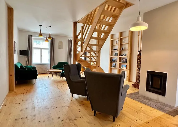 Daire Trotuar Banská Štiavnica