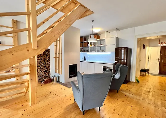 Trotuar * Banská Štiavnica